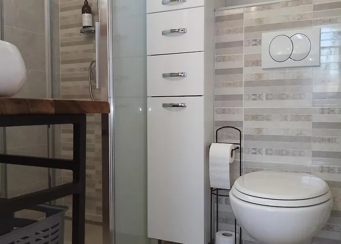 Lili Ka Apartament *